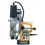 DEWALT 2-biegowa wiertarka 1150 W ze stop magnetyczn DWE1622K